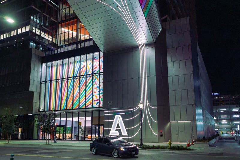 Architectural facade lighting