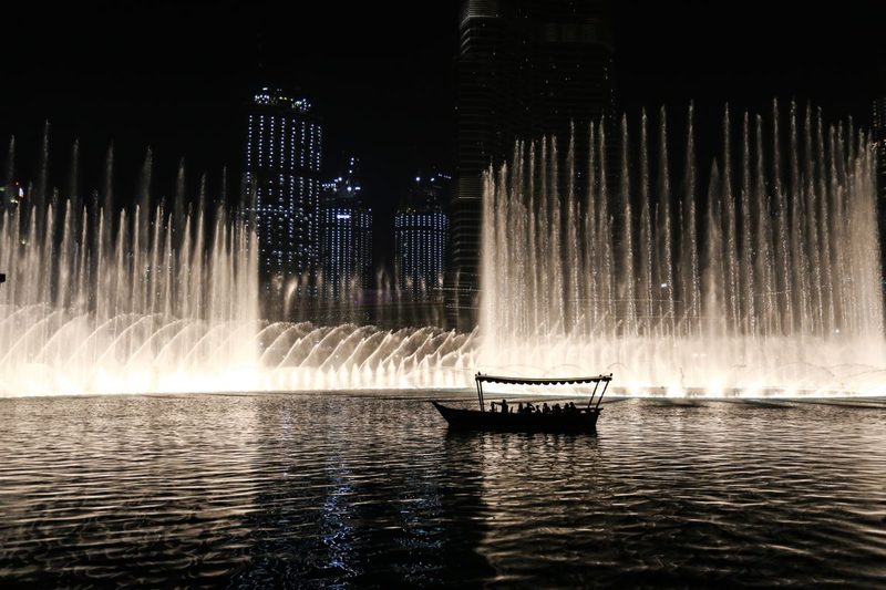 Musical fountain lighting